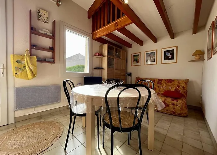 Maison Renovee A 350M De La Plage Avec Terrasse Et Parking A Dolus-D'Oleron - Fr-1-246A-236 *