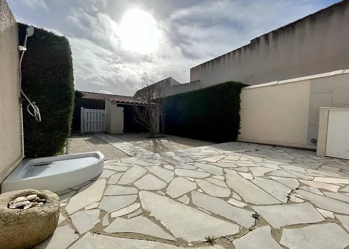 Maison Renovee A 350M De La Plage Avec Terrasse Et Parking A Dolus-D'Oleron - Fr-1-246A-236 *